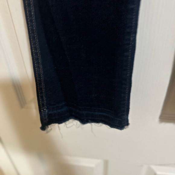 Women’s 7 For All Mankind Distressed Ripped‎ Cropped Boot Dark Denim. Size 25. - Picture 7 of 8